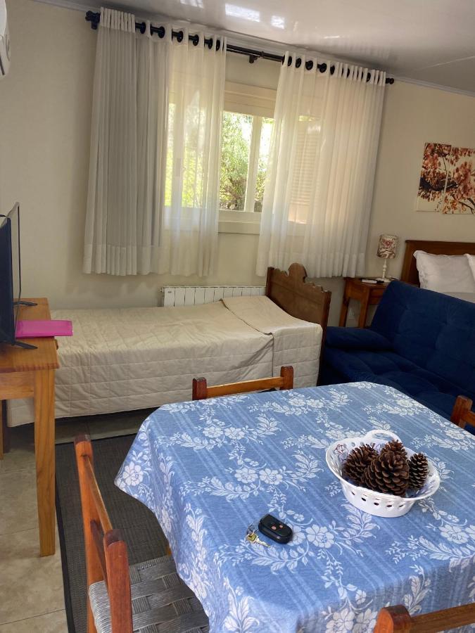 Bed and Breakfast Pousada Ipe Amarelo E Quinta Dos Medeiros Грамаду Экстерьер фото